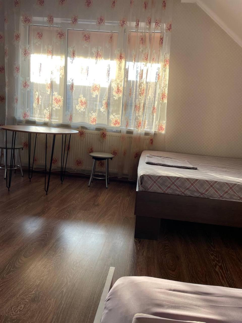 Vip Hostel Μουκάτσεβο Εξωτερικό φωτογραφία